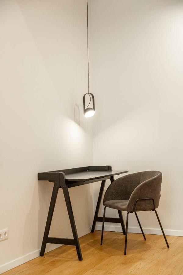 Luxurious Minimalist Residence With Sauna By Prestige Homes Budapest Kültér fotó