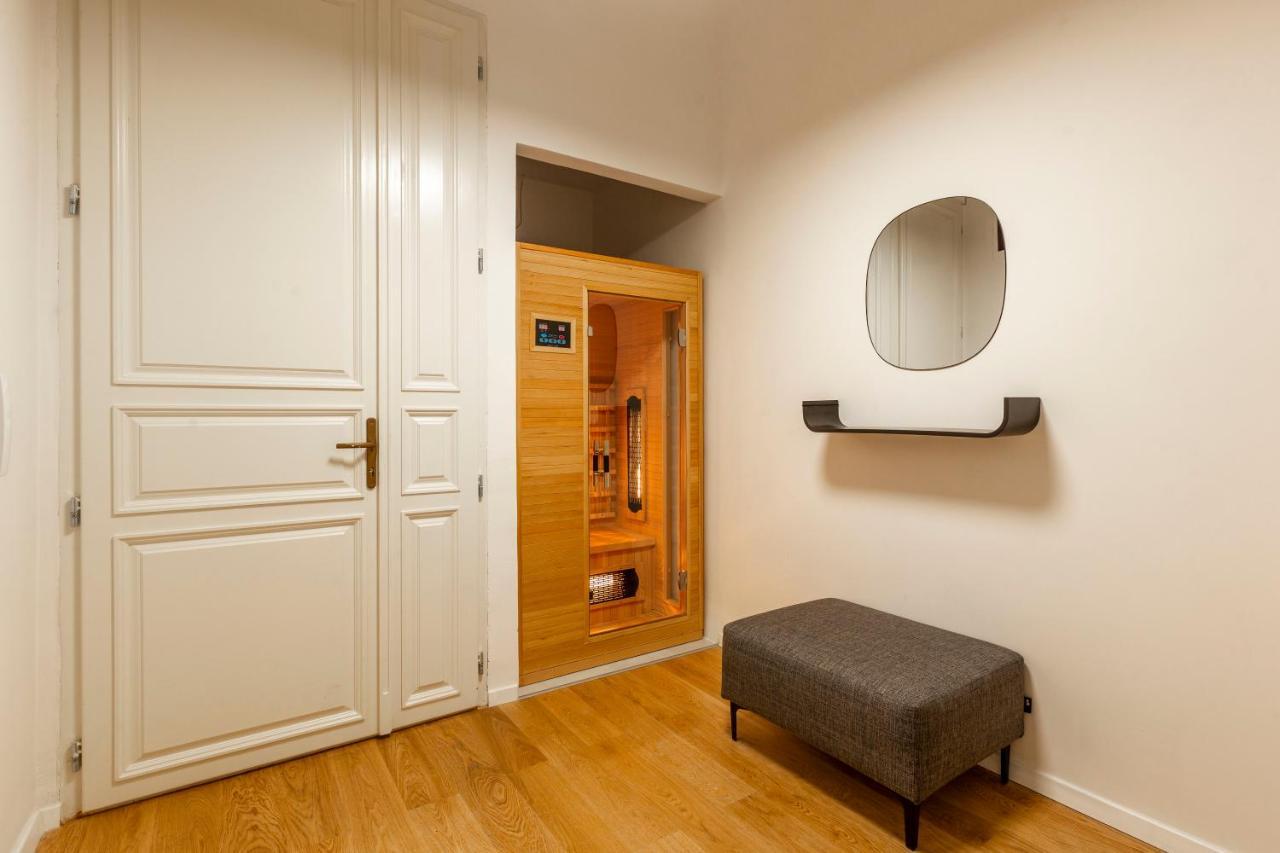 Luxurious Minimalist Residence With Sauna By Prestige Homes Budapest Kültér fotó